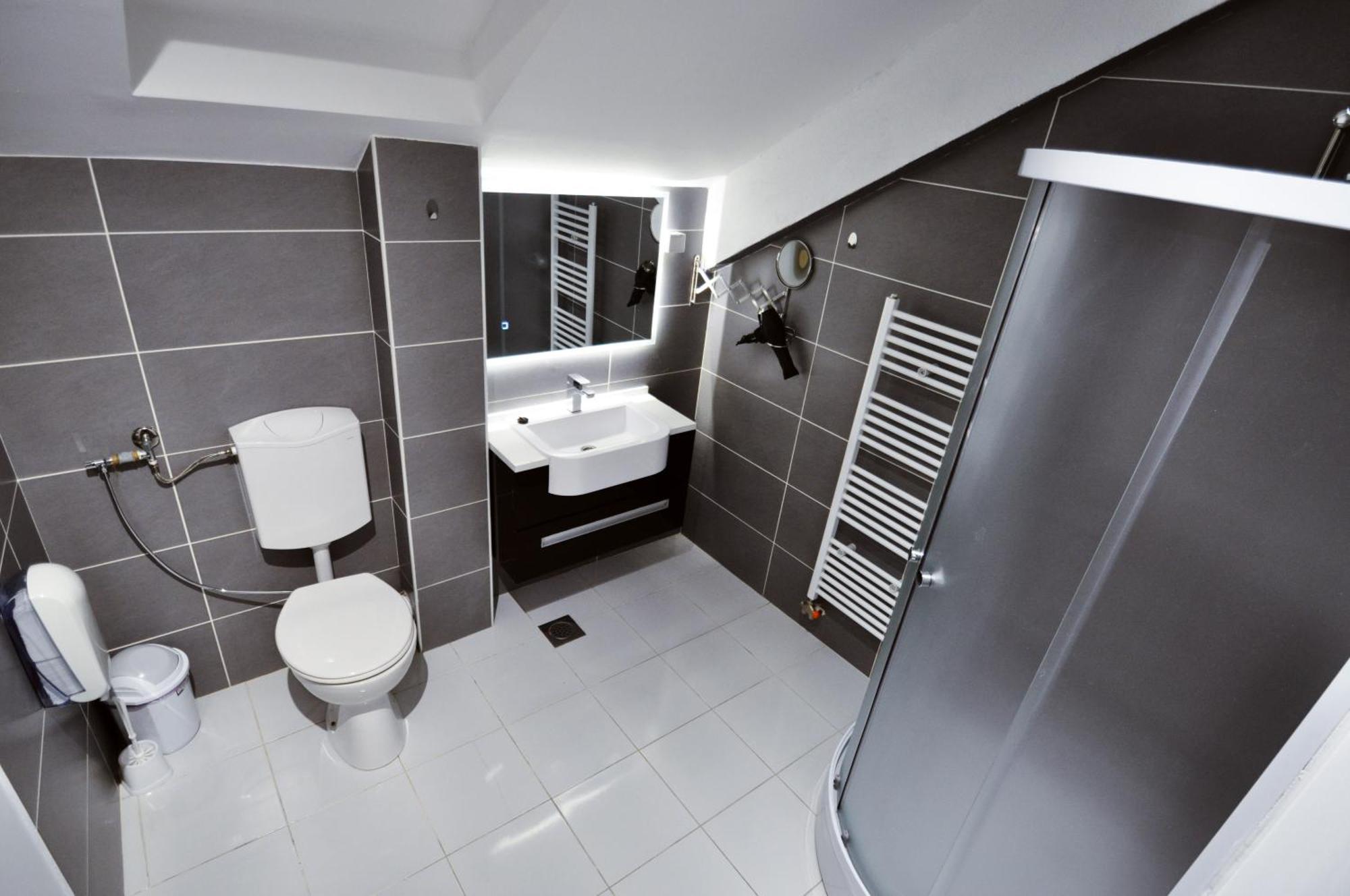 סראייבו Citadela Suites - Free Parking מראה חיצוני תמונה